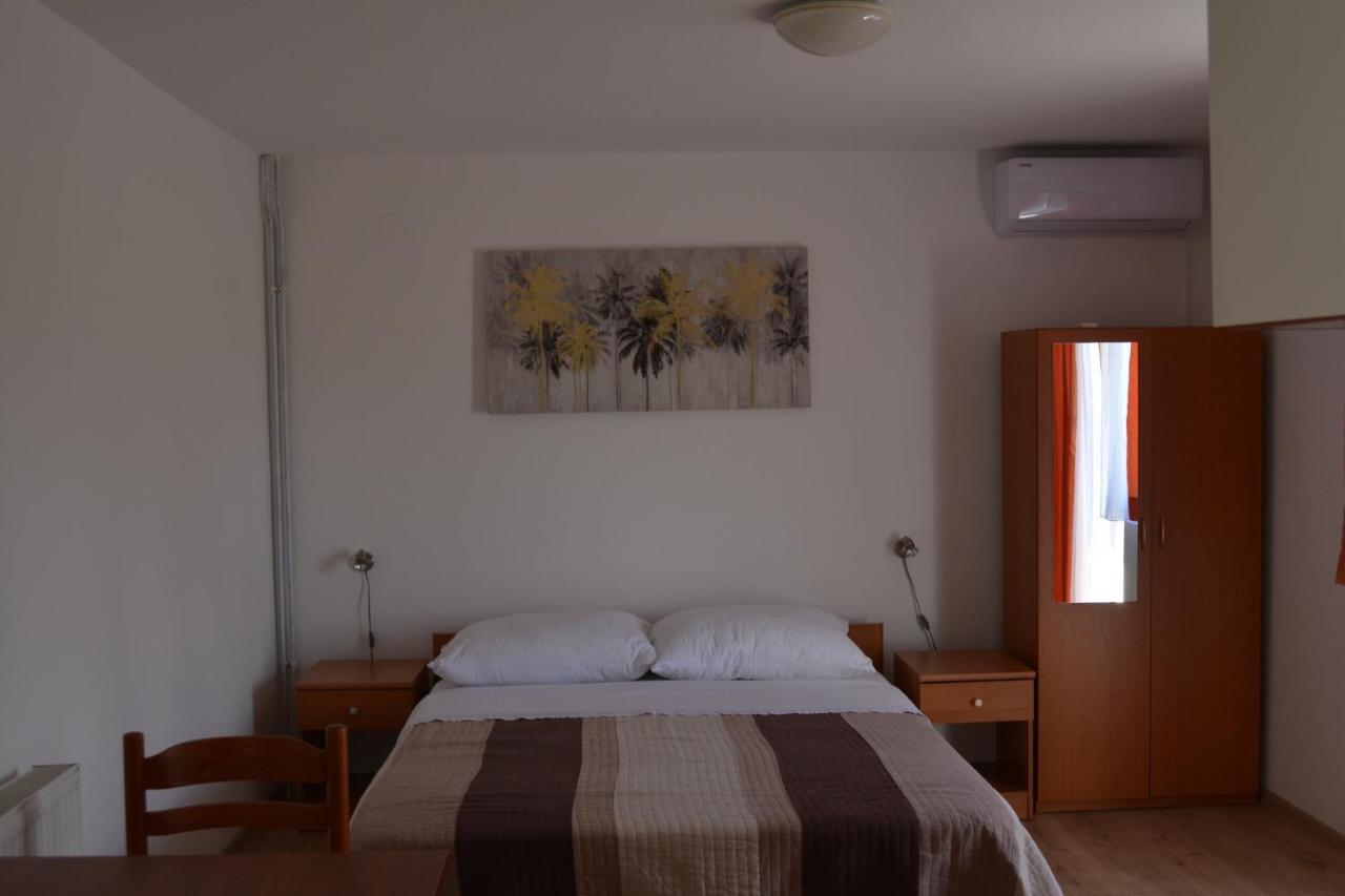 Guesthouse Andja Smoljanac Exteriér fotografie