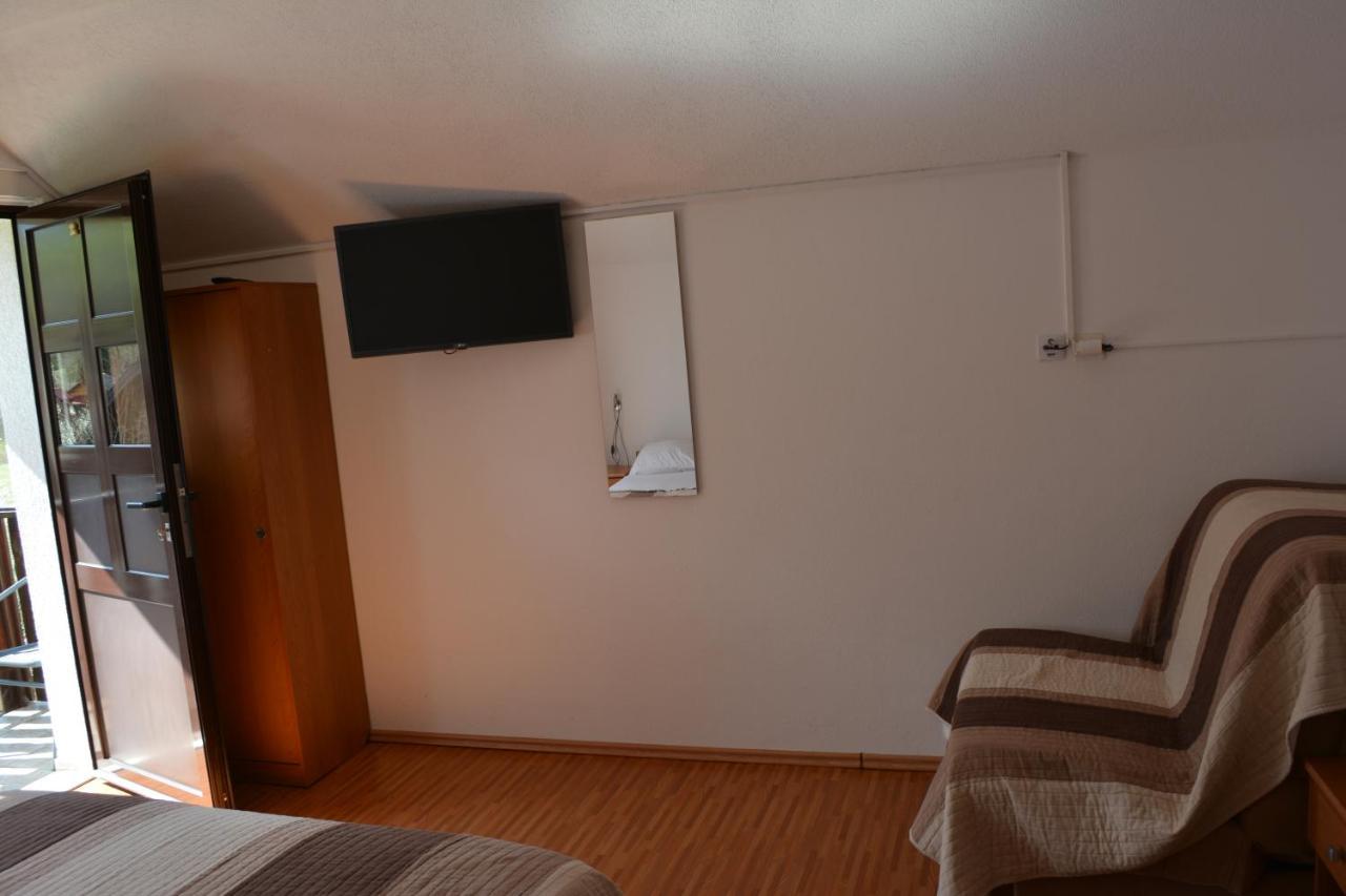 Guesthouse Andja Smoljanac Exteriér fotografie